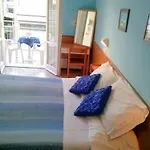 Arno Hotel 2*
