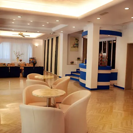 Hotel Arno